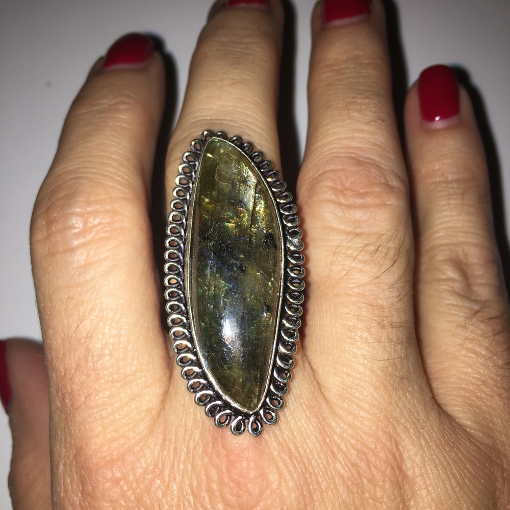 Beautiful LABRADORITE Sterling Silver Ring